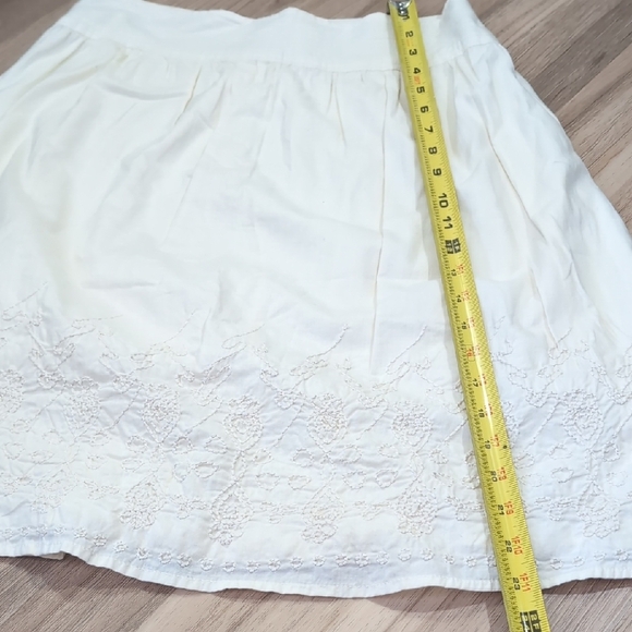 Merona Butter Colored Embroidered Knee-Length A-Line Skirt - Picture 4 of 5